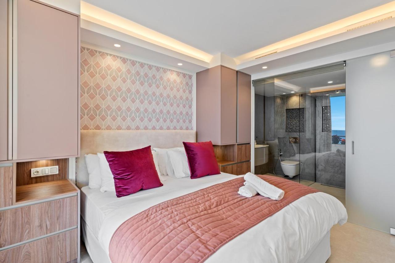 Ferienwohnung Fully Renovated Frontline Flat Marbella Exterior foto