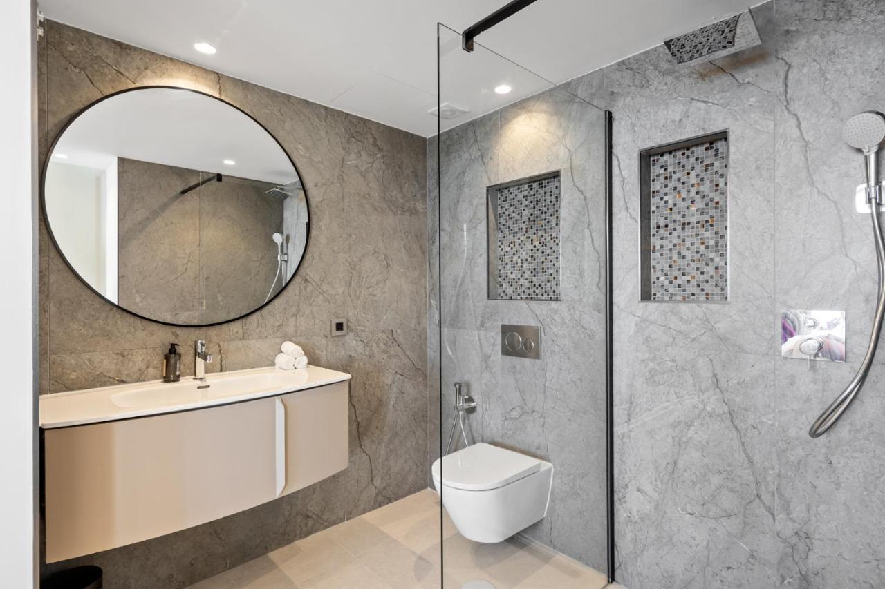 Ferienwohnung Fully Renovated Frontline Flat Marbella Exterior foto