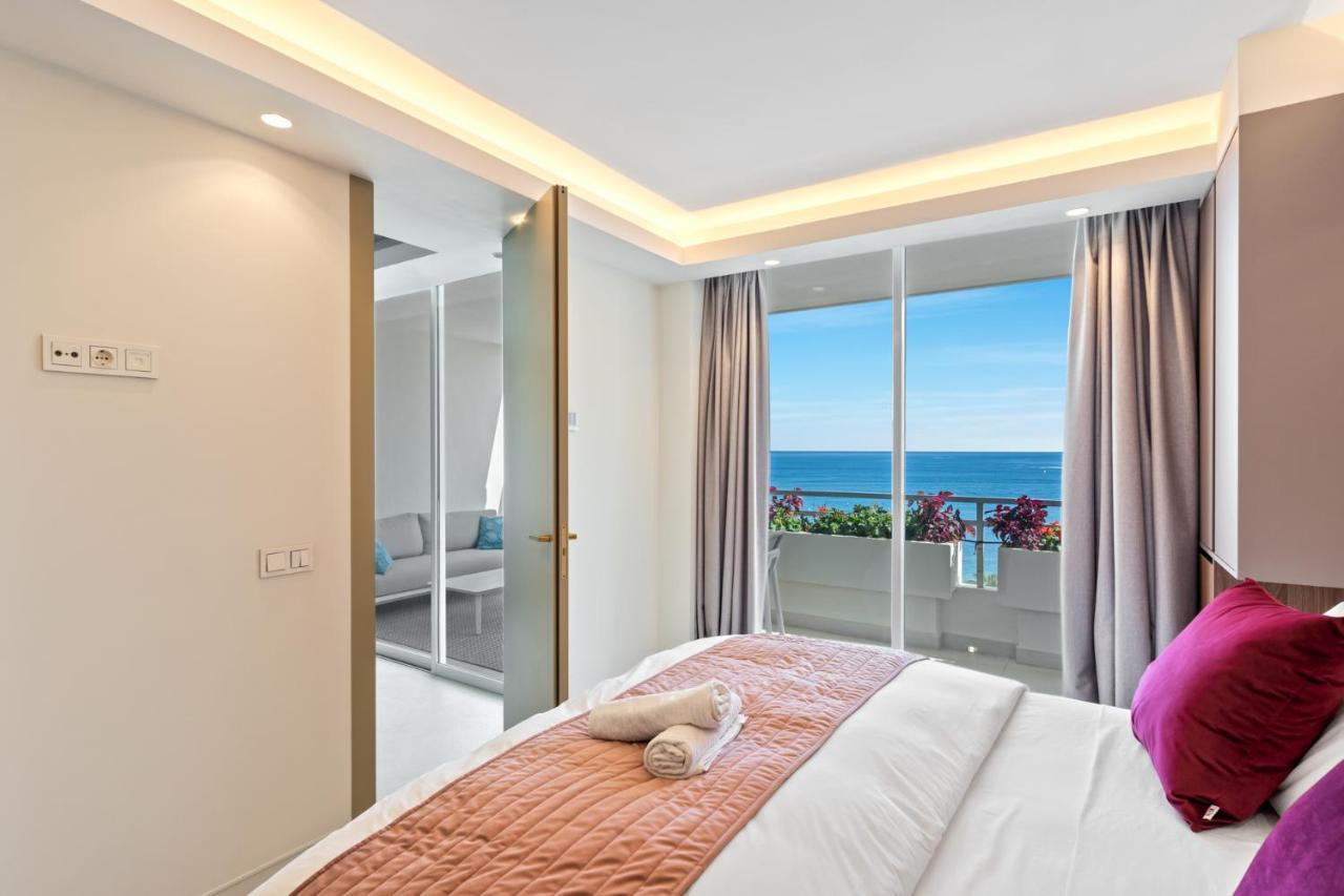 Ferienwohnung Fully Renovated Frontline Flat Marbella Exterior foto