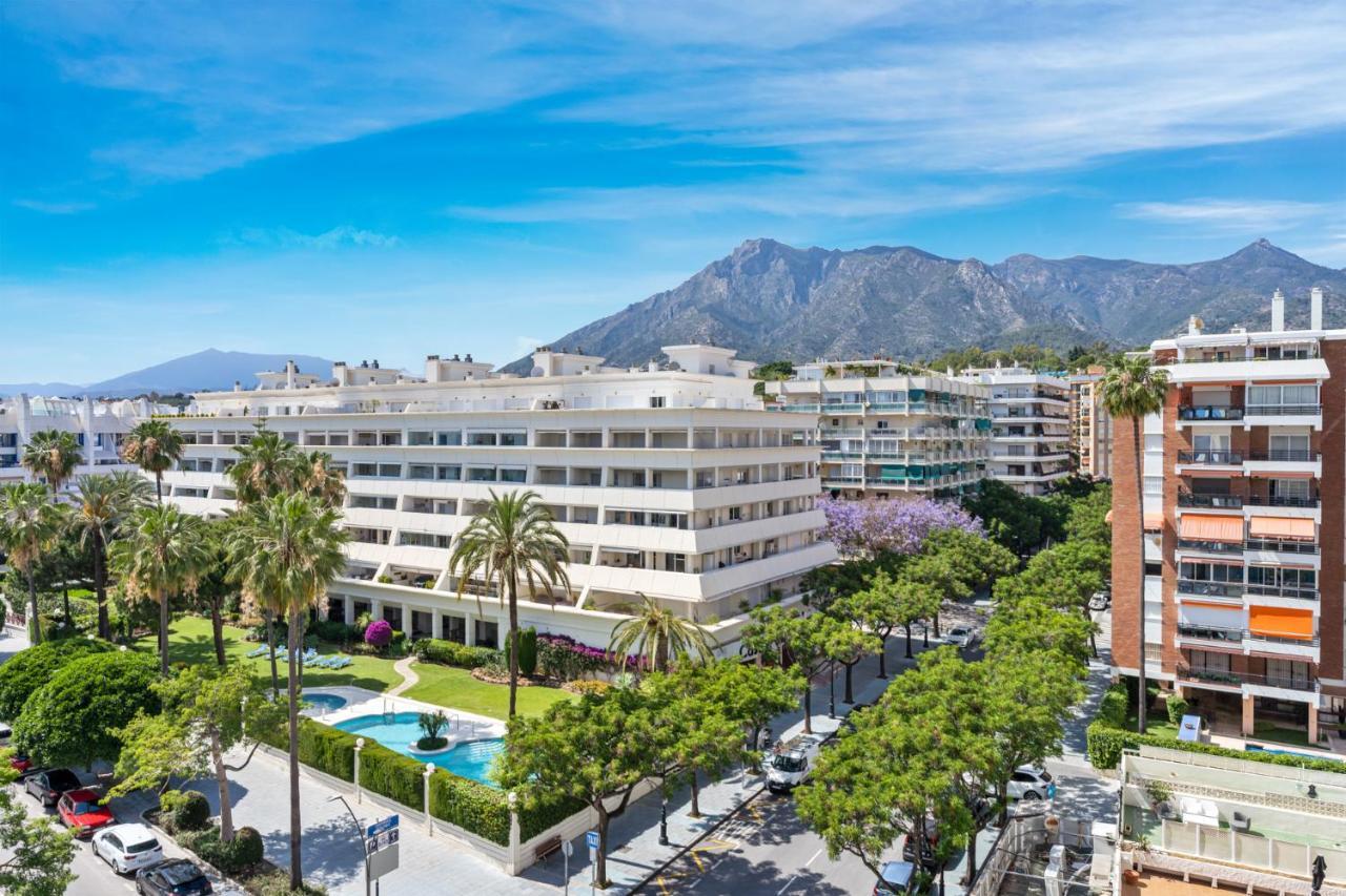 Ferienwohnung Fully Renovated Frontline Flat Marbella Exterior foto