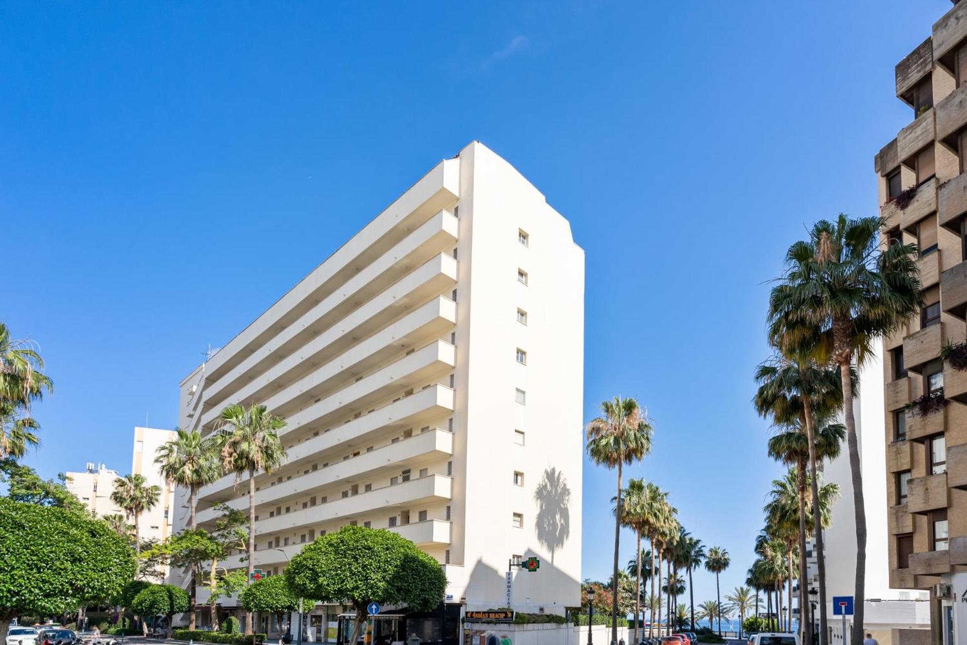 Ferienwohnung Fully Renovated Frontline Flat Marbella Exterior foto
